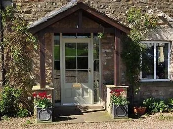 Rose Bed & Breakfast 3*