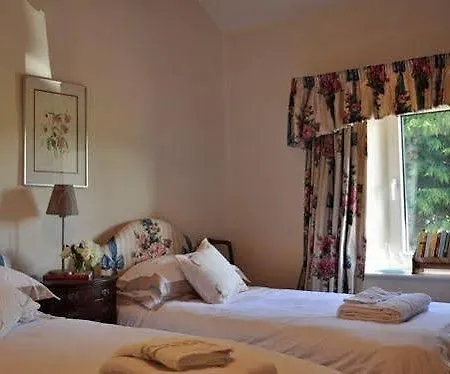 Rose Bed & Breakfast